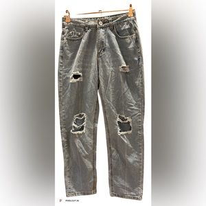 Jeans Brand Women’s Jeans Distressed Holes Size 9 28" Waist And 38" In Length